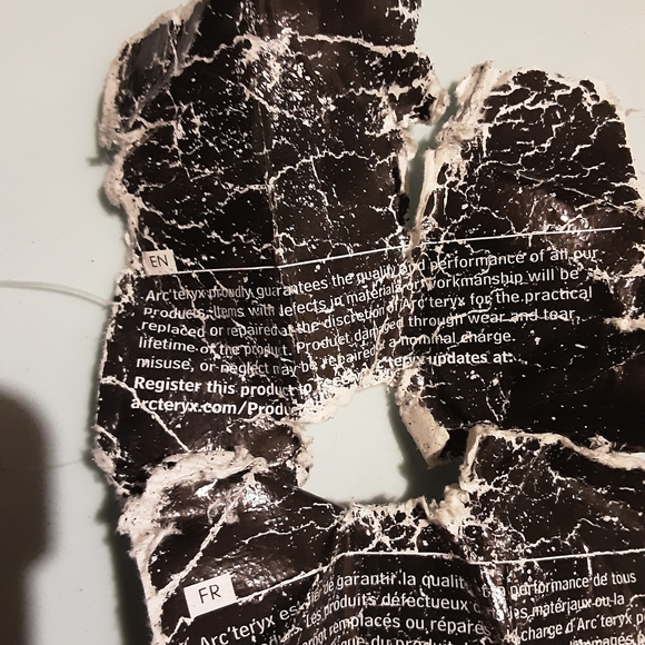 Arc'teryx Alpha SV Burgandy Coat w/ Gortex Pro Shell - Picture 15 of 15